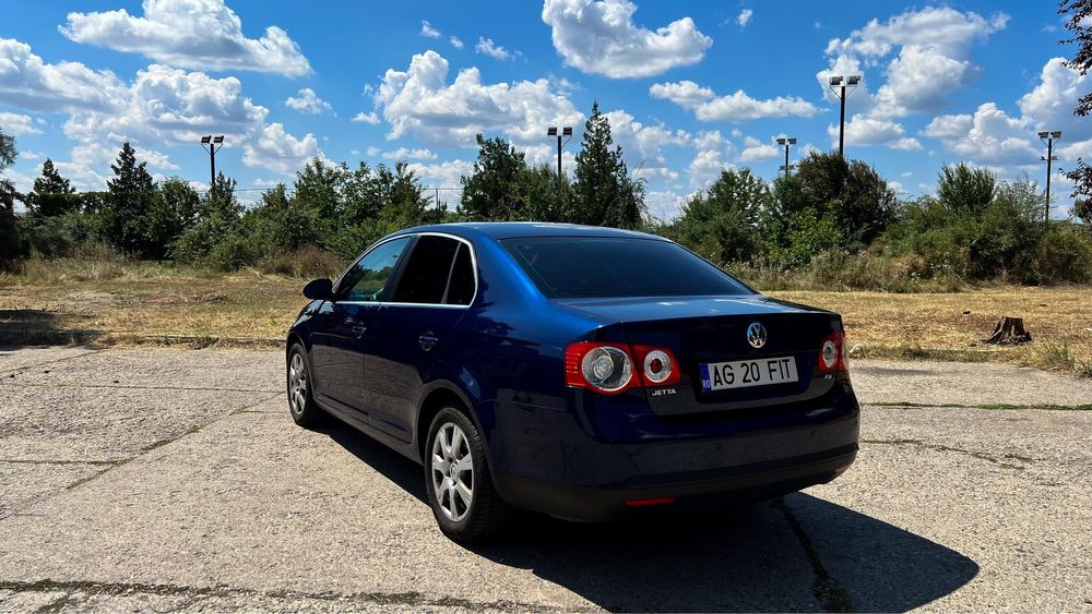 VW jetta 1.6 fsi (propietar)