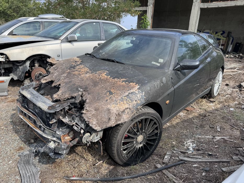 Alfa Romeo GTV 2.0tb v6 turbo 202hp  На Части