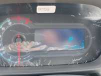 Alo holatda polik bor balon yaxshi mashina toza kiraskasi
