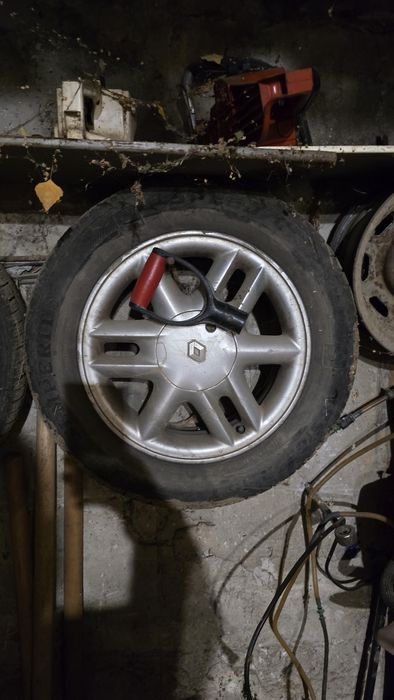 4бр джанти с гуми 4х100 15ки Рено Renault 15 цола