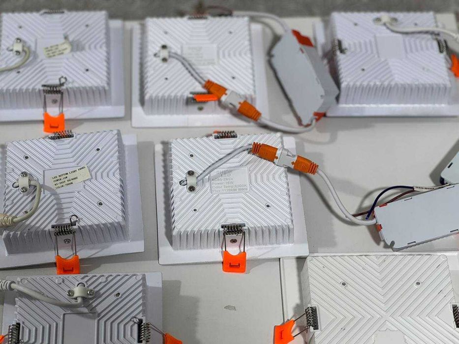 Лампы для потолка