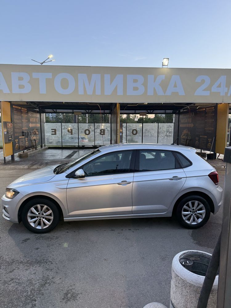 VW Polo 1.2tsi перфектно !