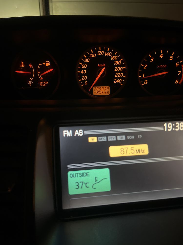 Nissan Primera  P12 2.0