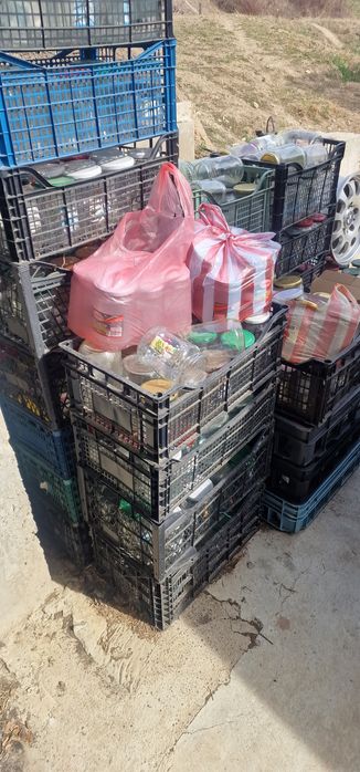 Продавам Буркани