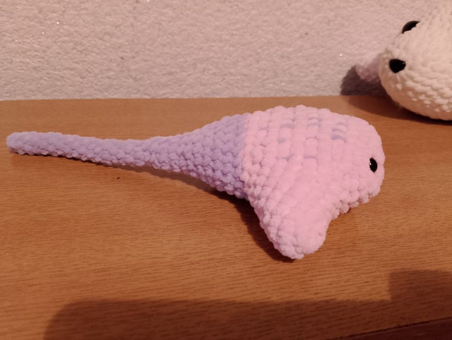 Продам вязаную игрушку ручной работы