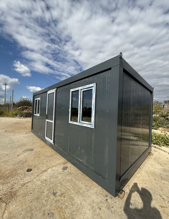 Container modular