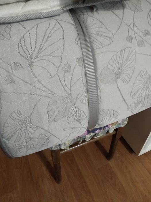 Продам матрас новый