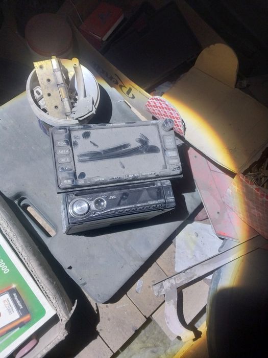 Магнитафоны на мерседес 220 и jvc