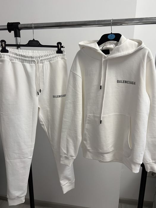 Trening Balenciaga