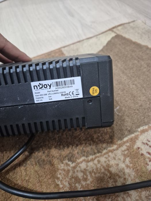 Vand stabilizator tensiune