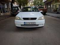 Продавам OPEL ASTRA 1.6 бензин,стария мотор.
