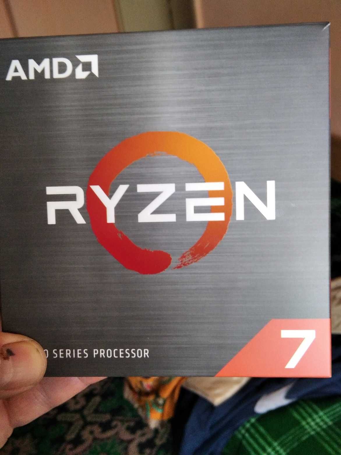 AMD Ryzen 7 1700X /3,4-3,9/ Soket AM4