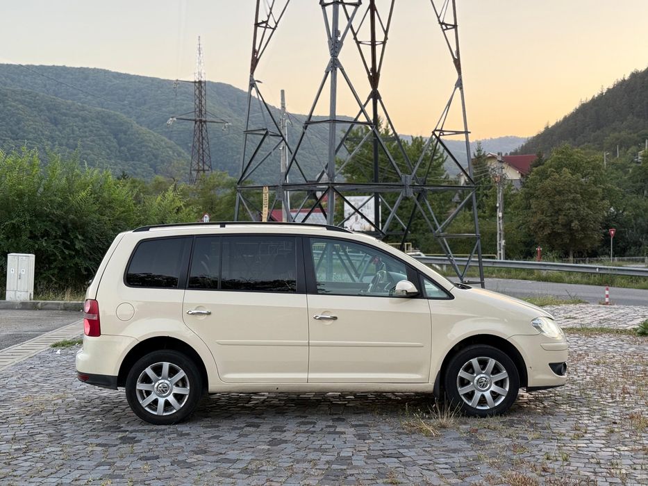 VW Touran Facelift 2008 - 1.9 TDI -Cutie Automata DSG