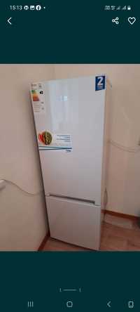 Холодильник Новый