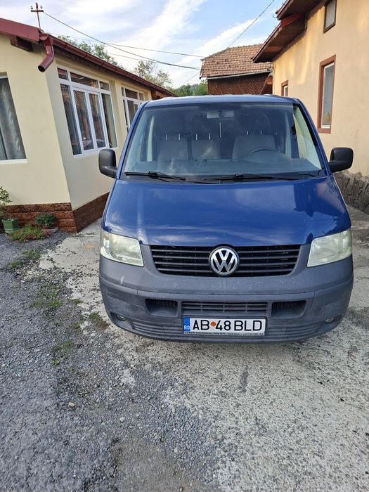 Vind t 5 motor 1.9 din 2008 are acte valabile are AC geamuri electrice