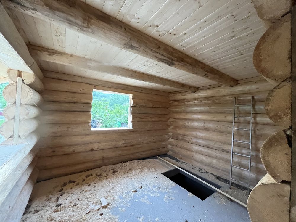 Case/cabane din lemn rotund