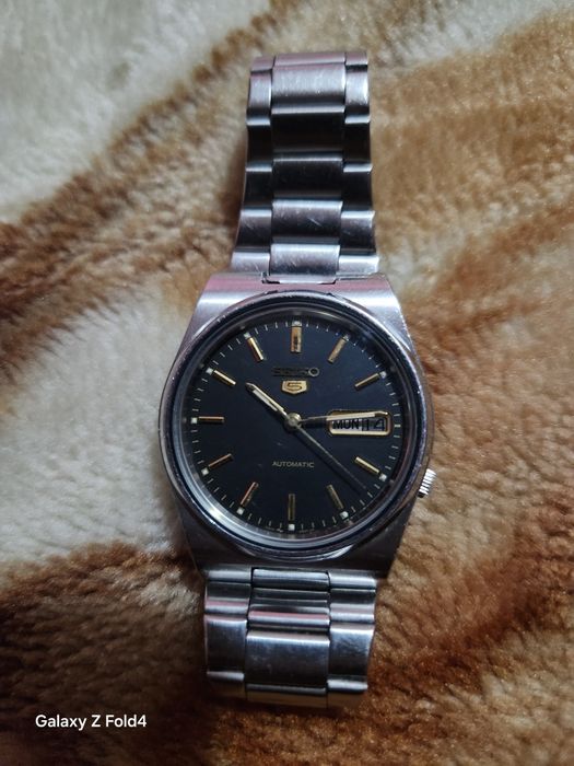 vand ceas seiko 5