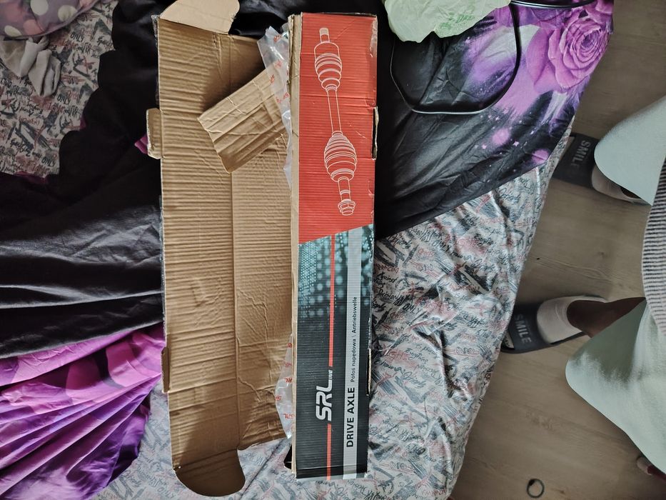 Vând planetara dreapta noua  pasat b5.5 1.8T 150