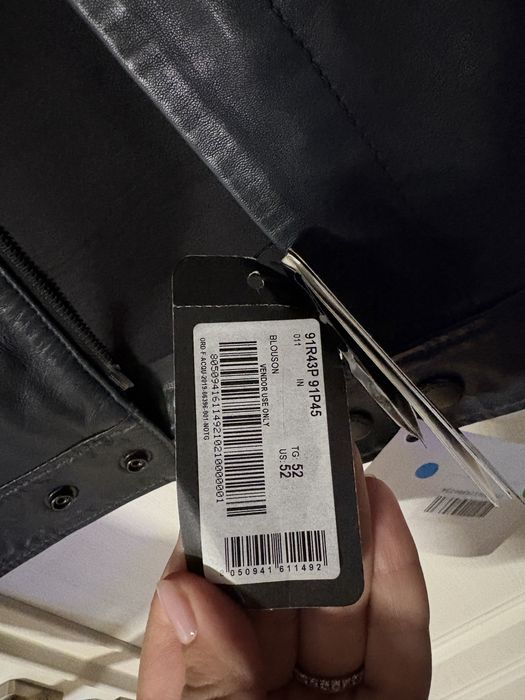 Geaca piele Emporio Armani, 52