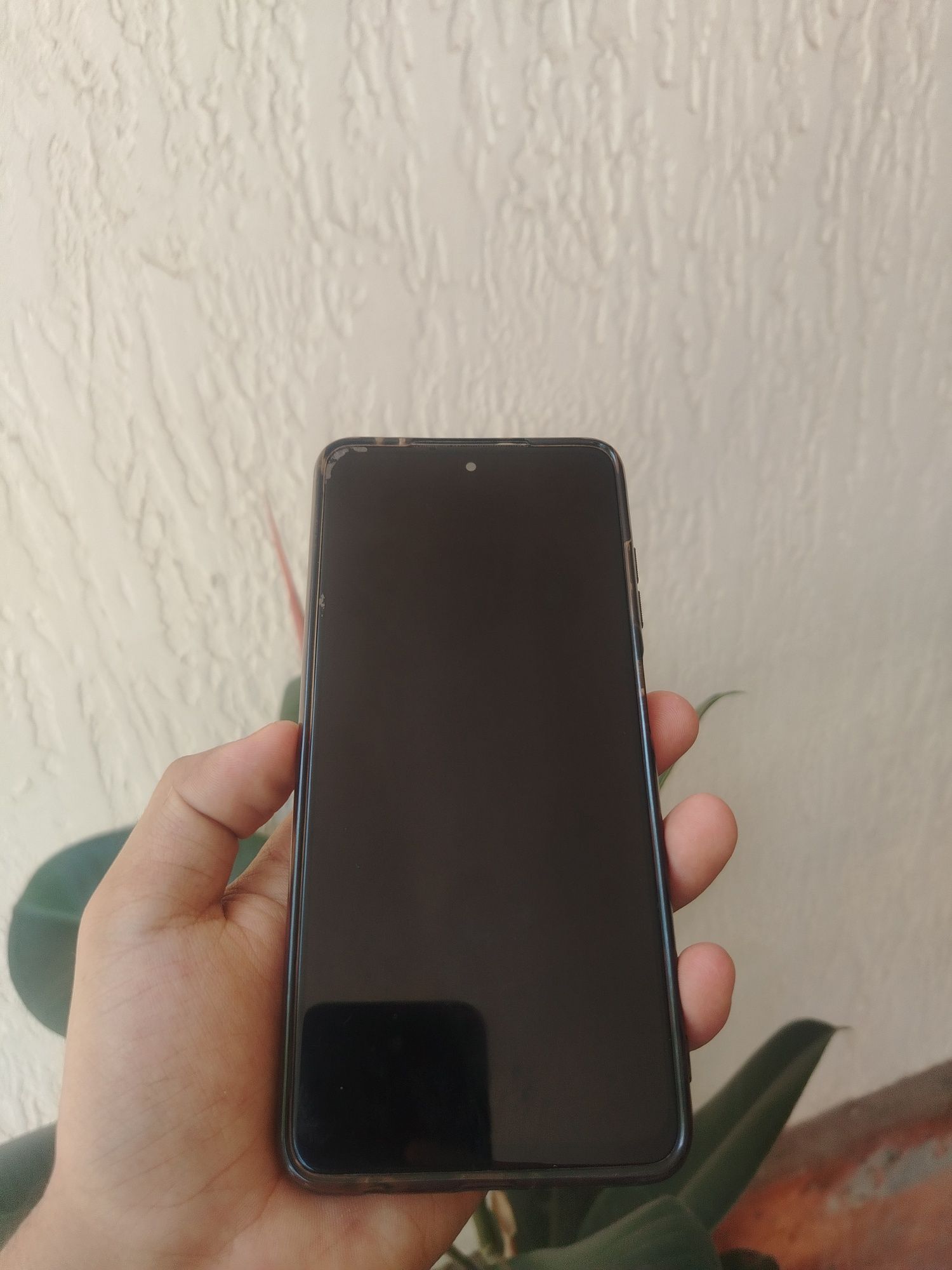 Poco x3 pro Sotiladi
