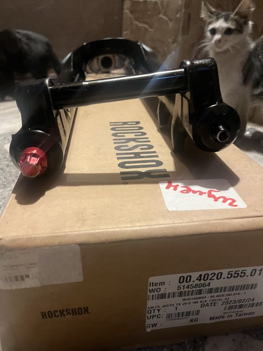 Вилка за велосипед rock shox boxxer 2020 200 mm