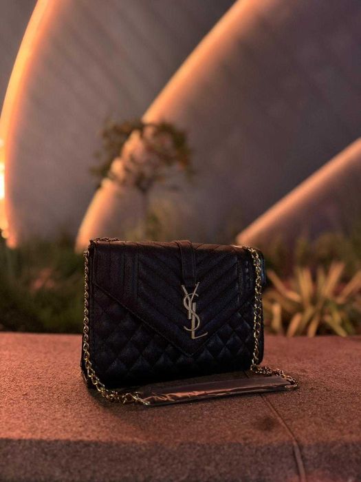 Geanta Saint Laurent (YSL) Model: LouLou Neagra NOUA VAND URGENT!