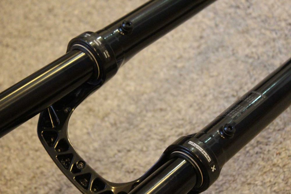 Rock Shox Lyrik Base 29" furca - 150mm - Tapered - 15x110mm Boost