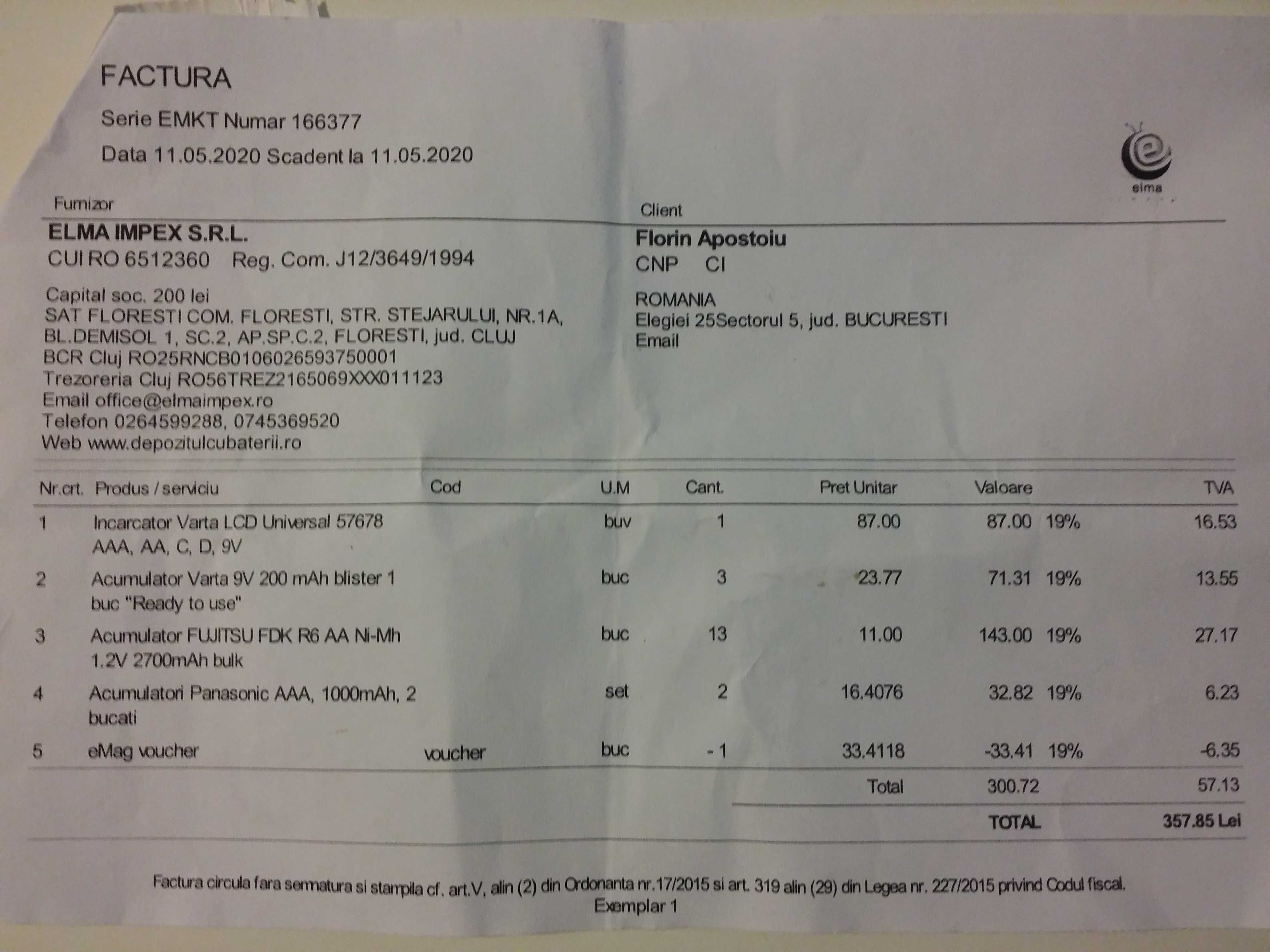 Incarcator Varta LCD 57678 + acumulatori