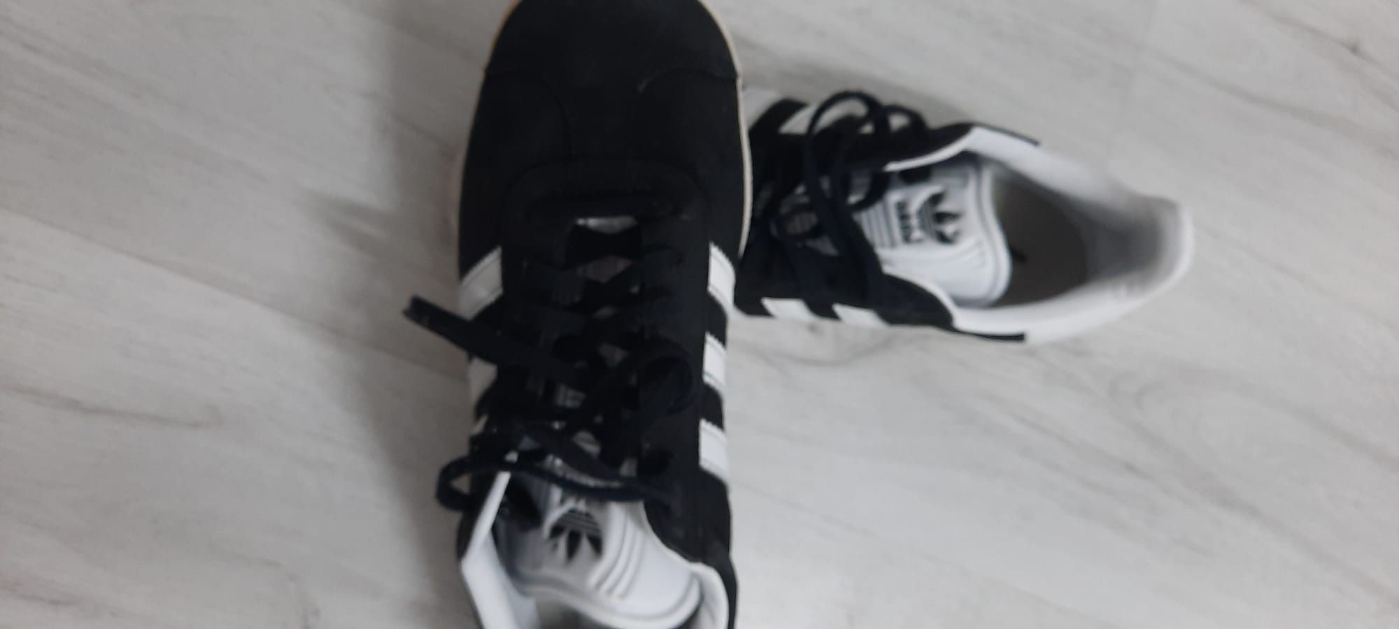 Adidași adidas originali mărimea 41