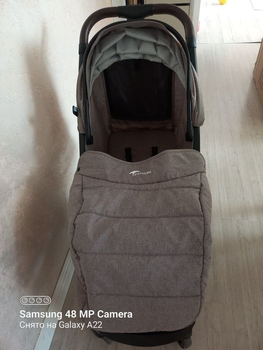 Продам  коляску.