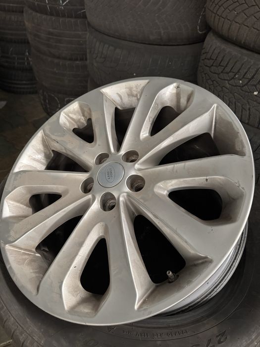 Jante si anvelope Land Rover Range Rover Vogue R20