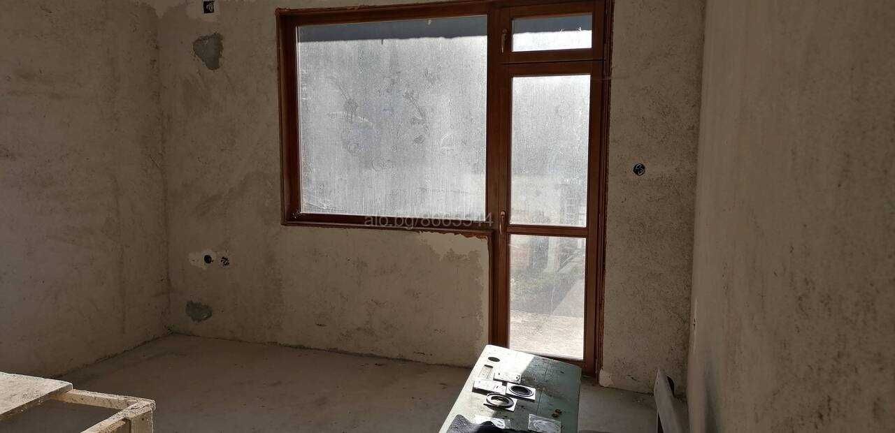 Продавам къща в Родопите с. Могилица