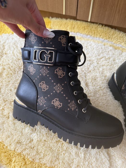 Ghete Guess Originale, nou cu etichetă, măsura 39, sunt superbeee