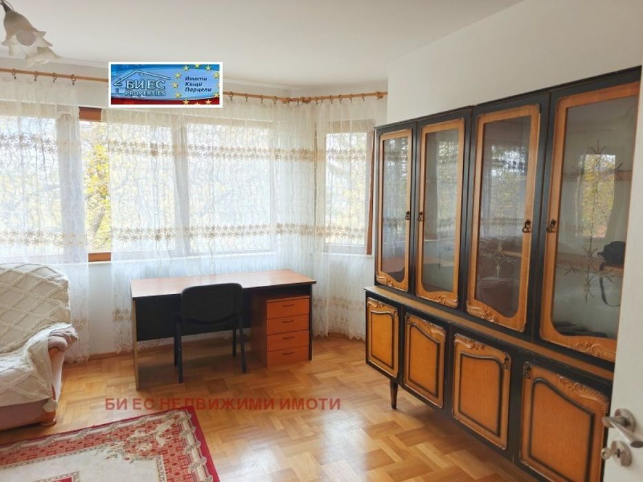 Дава под наем 3-стаен гр. София - Бояна 100 м²