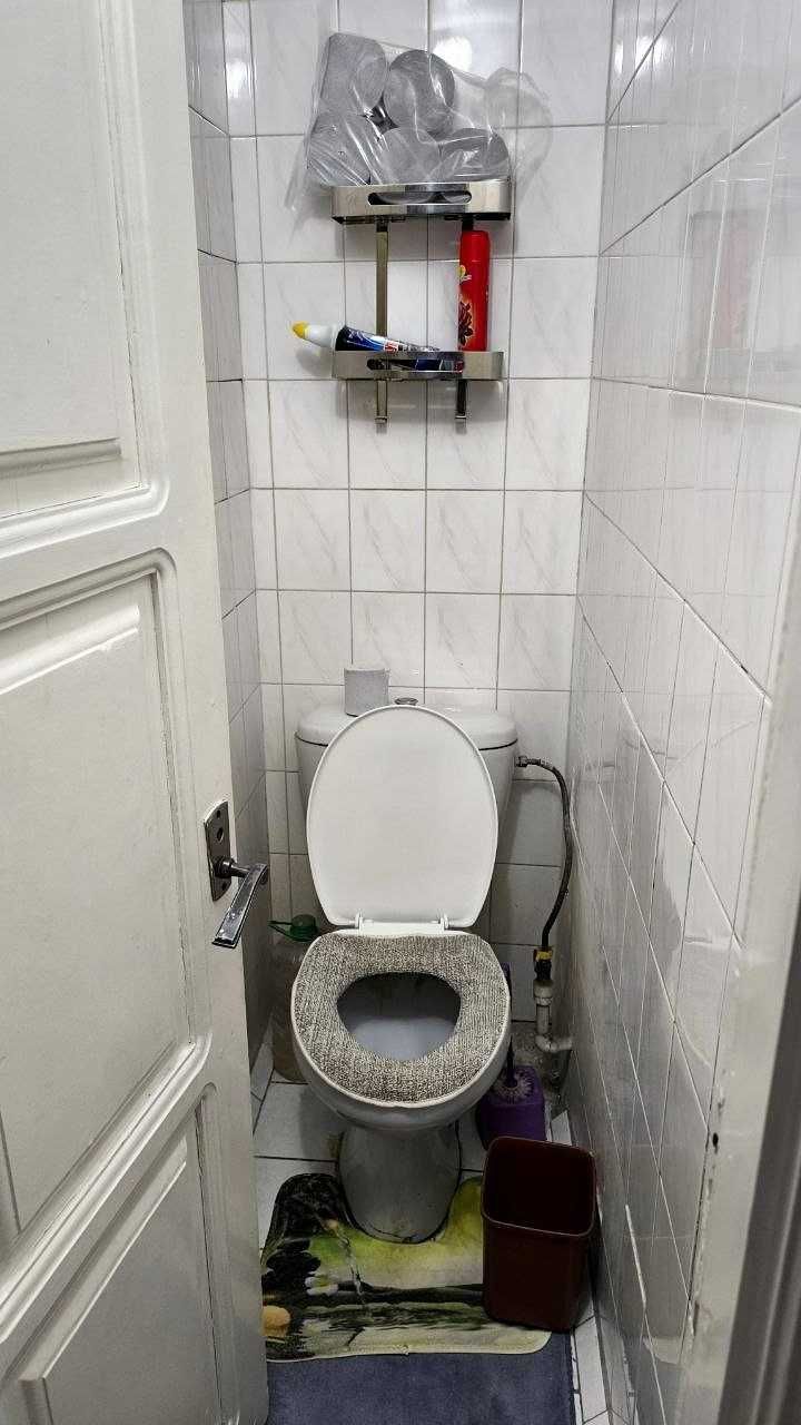 4 xona 5 xonaga o'zgartirilgan kvartira