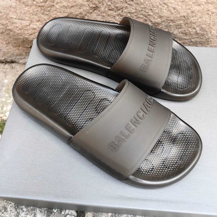 Мъжки чехли BALENCIAGA  2025  42 43 44