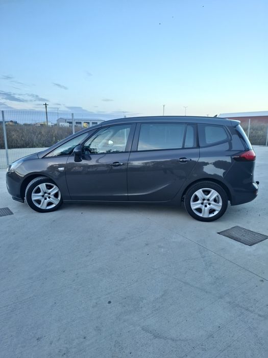 Opel Zafira Tourer 2.0