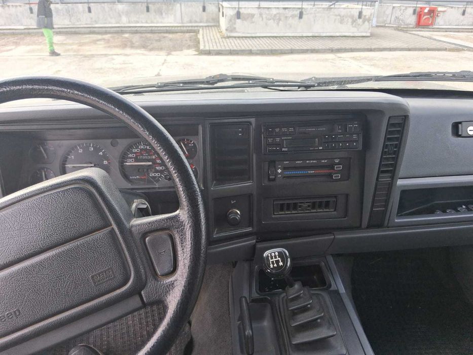 Jeep Cherokee  XJ 2.5 TD