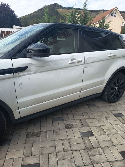 Range Rover Evoque Dynamic usor avariat