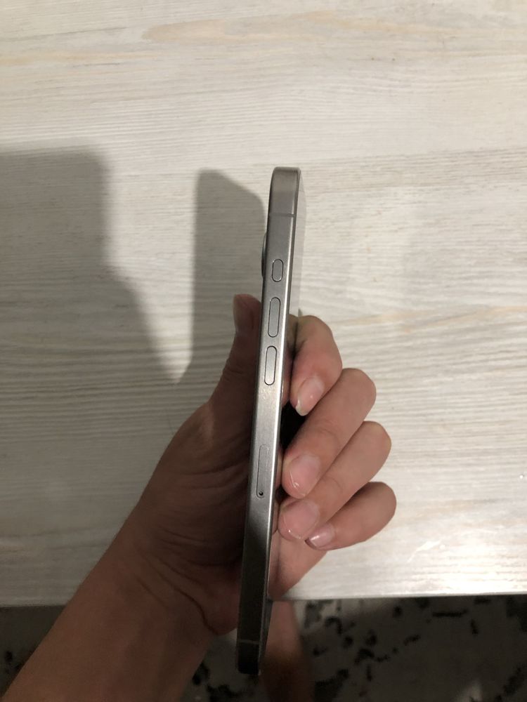 Iphone 15 pro max sotiladi