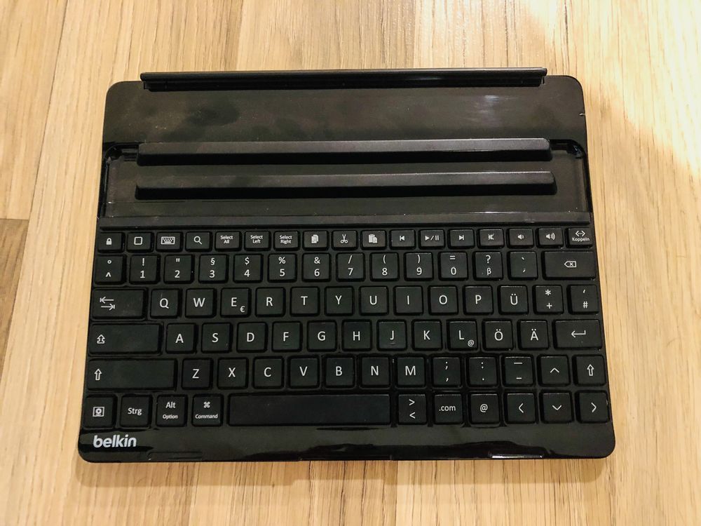 Belkin FastFit Bluetooth Keyboard for iPad /Безжична блутут клавиатура