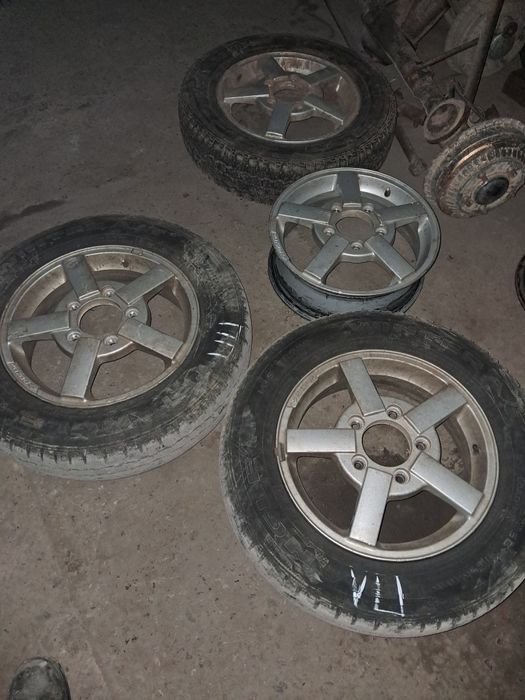 Диски 16 на ниву