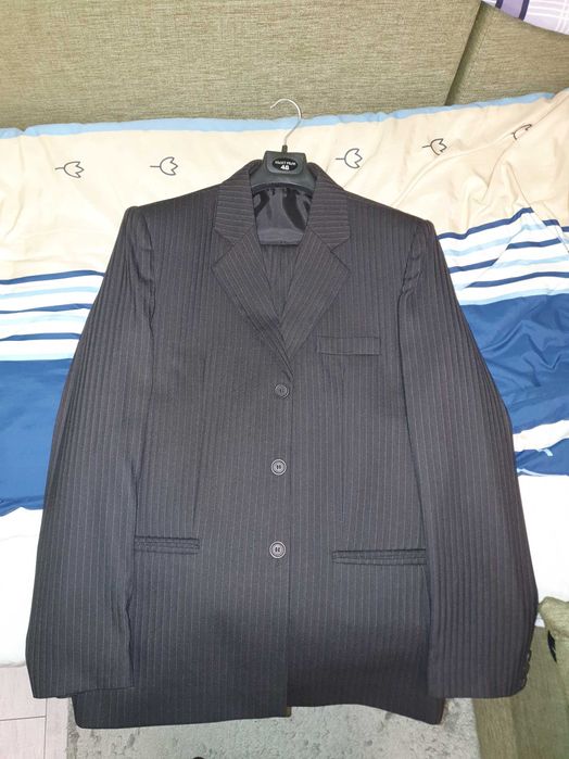 Costum Negru Cu Dungi Subtiri Albe (3 Piese) - Pati Fashion