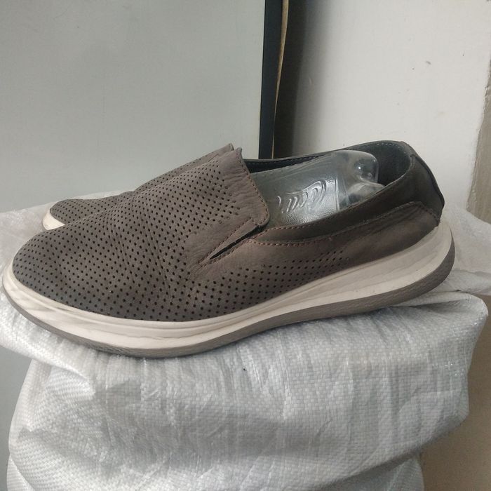 Продам кожаные обувь..