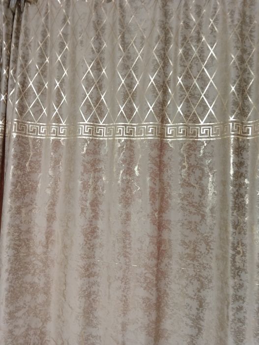 Шторы с тюлями для спальной комнаты. Новые.