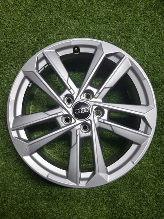 Set 4 jante Audi  a3 s3 r17  Noi originale !