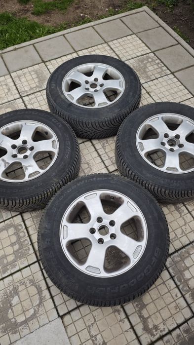 Джанти със зимни гуми Goodrich 215/65/16