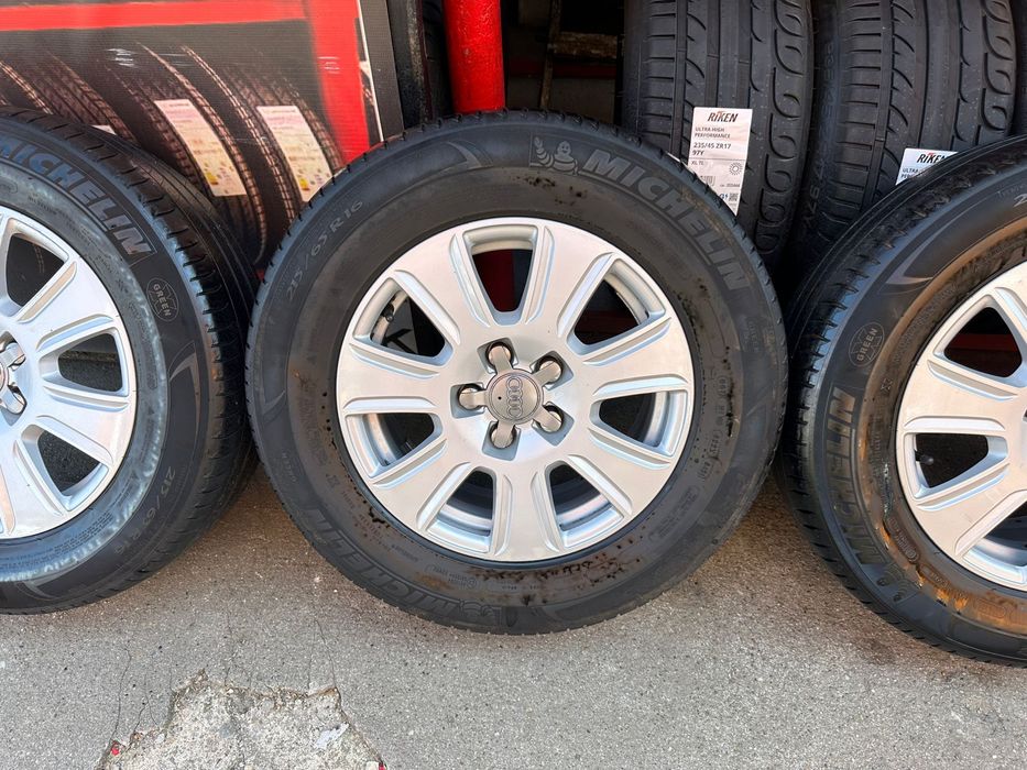 Jante 5x112R16 Audi Q3   Audi