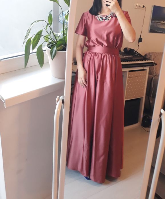 Продам платье лососевого цвета