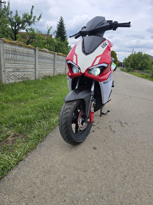 Vand scuter 49 cc
